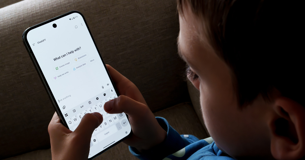 OpenAI قوانین ایمنی تازهای برای نوجوانان در ChatGPT وضع کرد