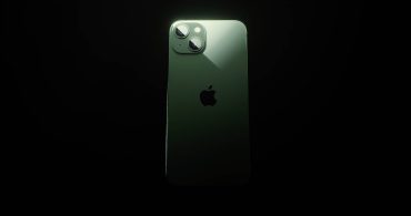 اپل از آیفون ۱۳ سبز رونمایی کرد