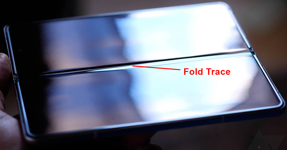 اپل در حال آزمایش شیشه فوقنازک برای صفحه نمایش آیفون تاشو