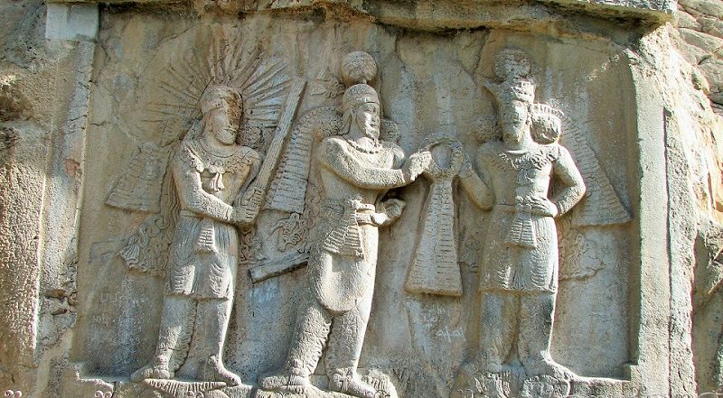 شب یلدا | تاریخچه و رسوم بلندترین شب سال در ایران